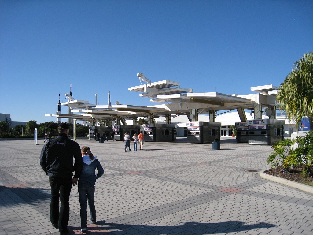 Disney 2010 D2 0580.jpg - January 9-11, 2010 Disney World Florida. Went to run the marathon. Sunday 5:40 AM start the race! Finish, go take a hot shower! Paul drove us over to Kennedy Space Center. Then buffet at Animal Kingdom for dinner!